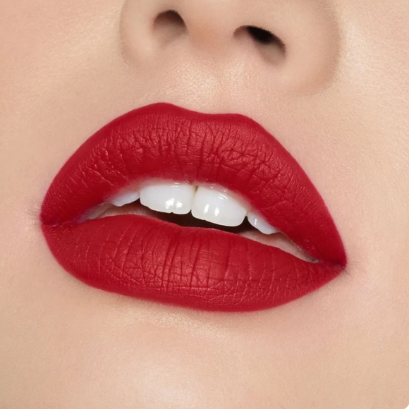 Kylie Jenner Matte Liquid Lipstick Mary Jo K - Picture 10 of 14